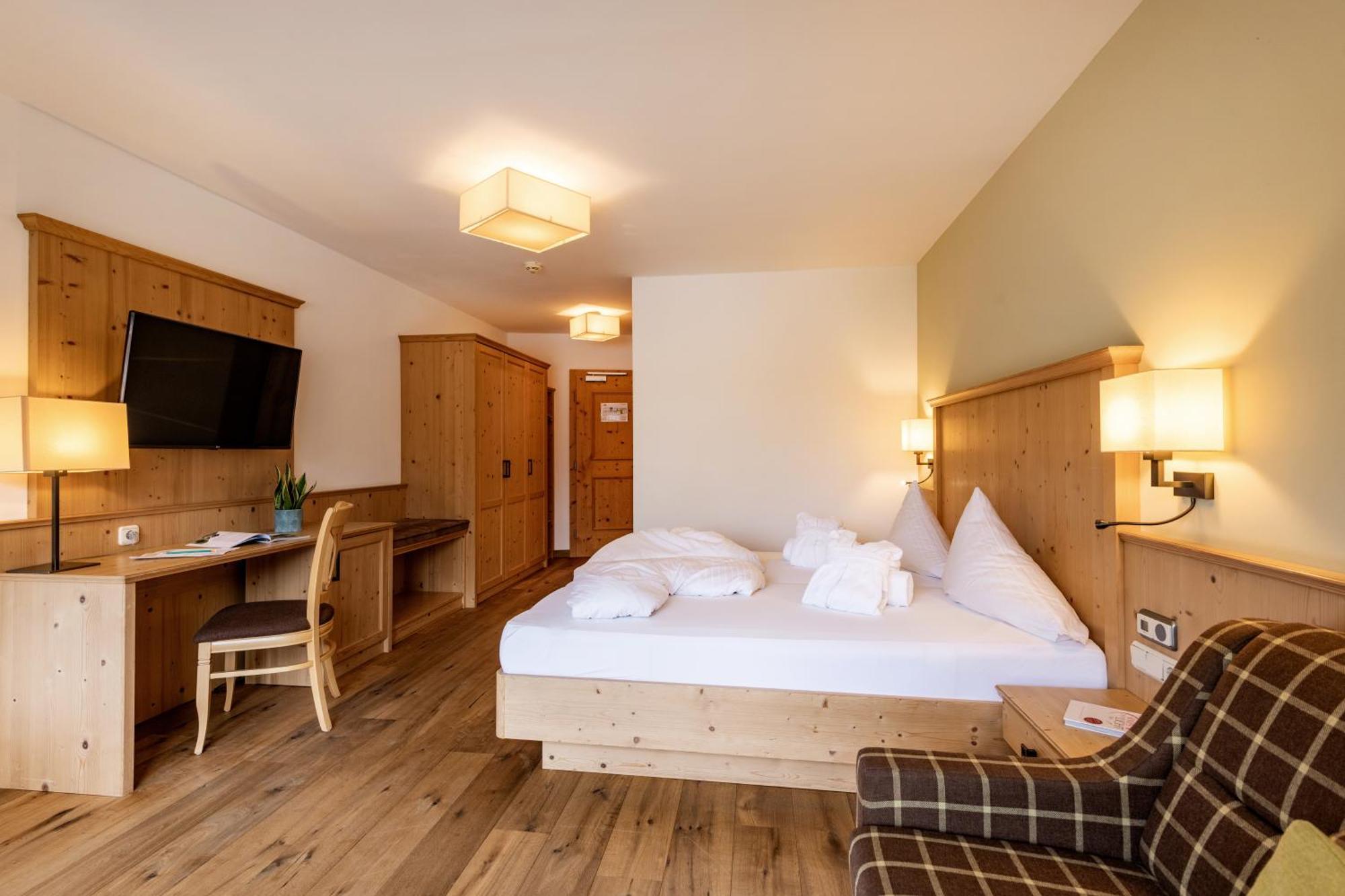 Alpen Glueck Hotel Kirchberger Hof Kirchberg in Tirol Eksteriør bilde