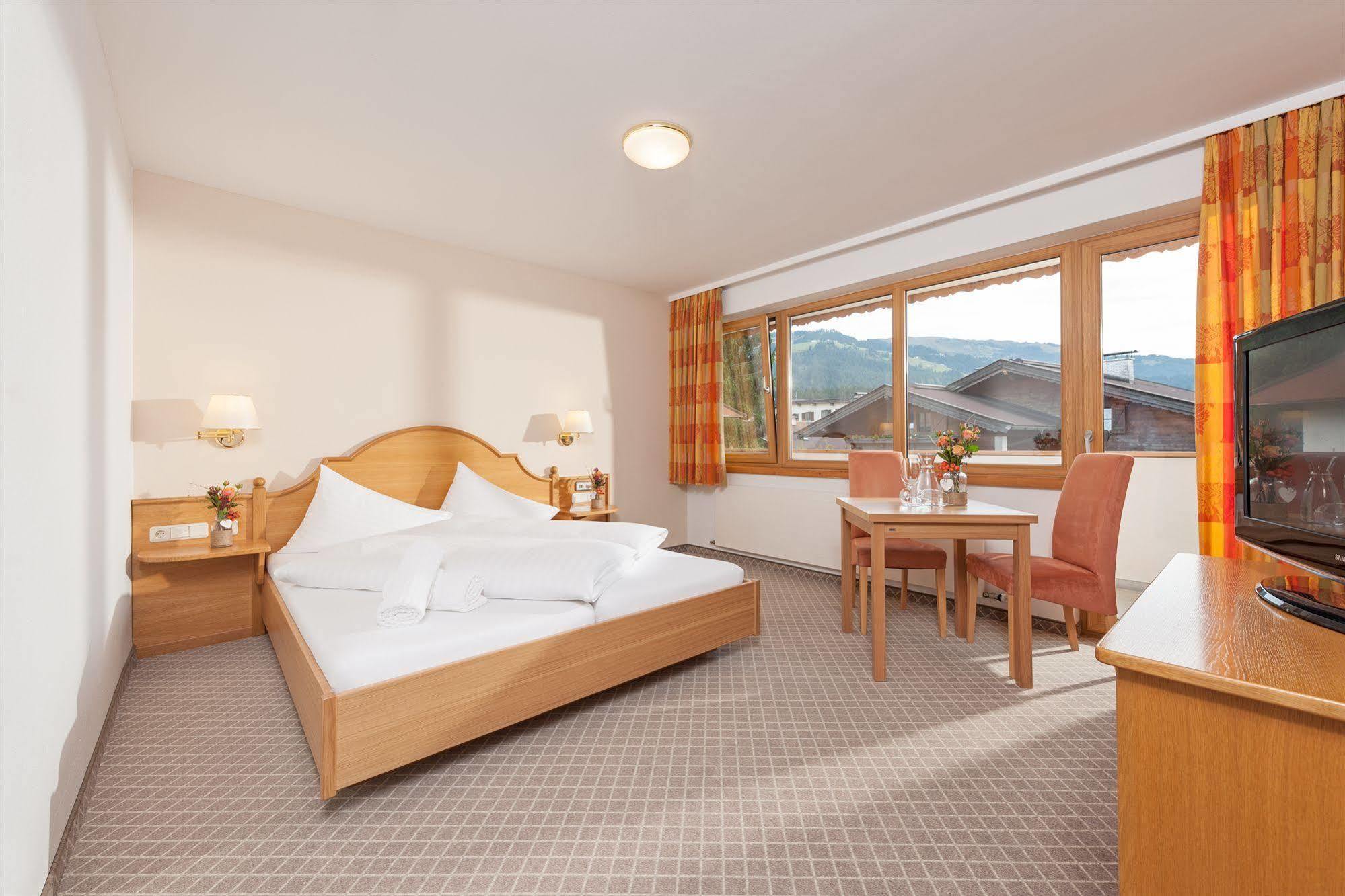 Alpen Glueck Hotel Kirchberger Hof Kirchberg in Tirol Eksteriør bilde